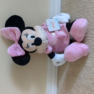 NWT Disney minnie mouse stuffed animal